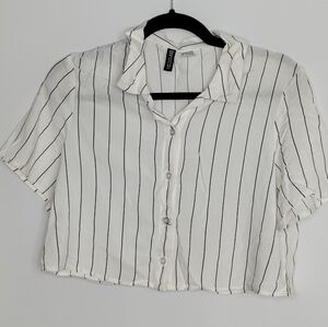 H&M Divided White Button-Down Shirt with Black Stripes